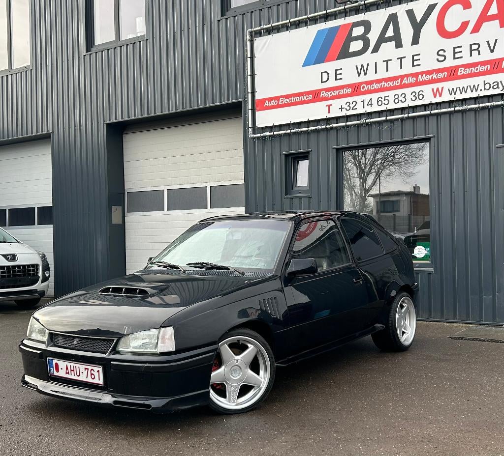 Opel Kadett 3.0 GSI V6 211 PK, Auto's, Kadett, Elektrische ramen, Leder, Bedrijf