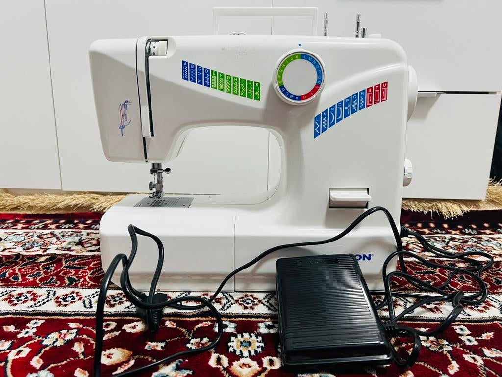 Naaimachine, Hobby & Loisirs créatifs, Machines à coudre & Accessoires, Enlèvement, Comme neuf, Machine à coudre, Autres marques