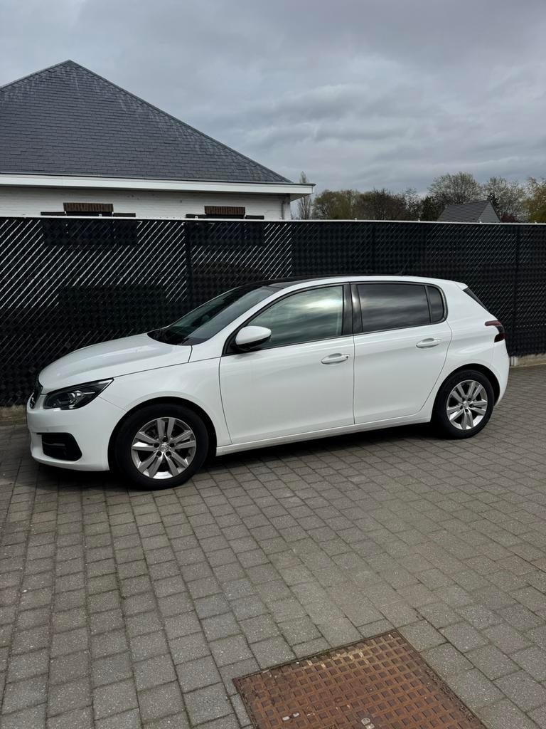 Peugeot 308, Auto's, Peugeot, Voorwielaandrijving, Zwart, Wit, 5 deurs
