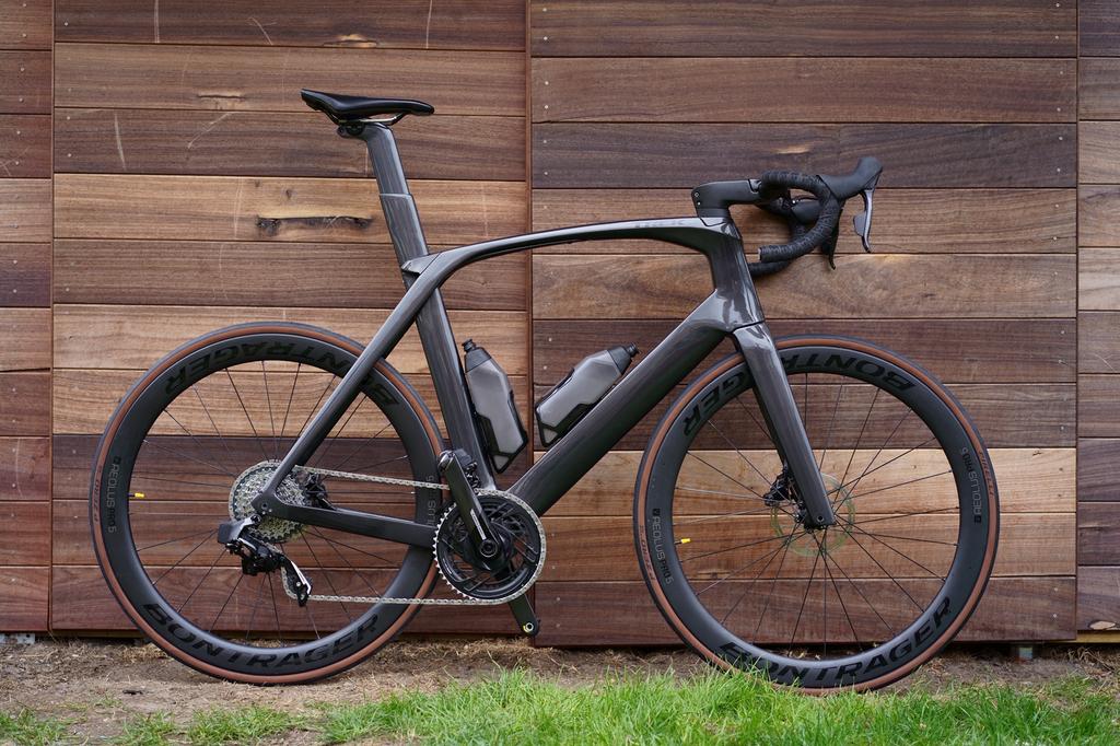 Madone SRAM Force eTap AXS, Vélos & Vélomoteurs, Vélos | Vélos de course, Autres marques, Comme neuf, Enlèvement, 28 pouces