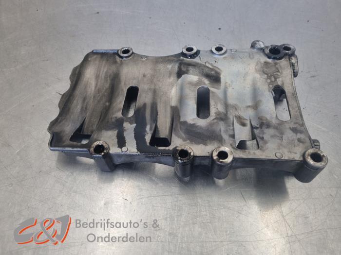 Boîtier filtre à huile d'un Peugeot Expert, -, 3 mois de garantie, Utilisé, -