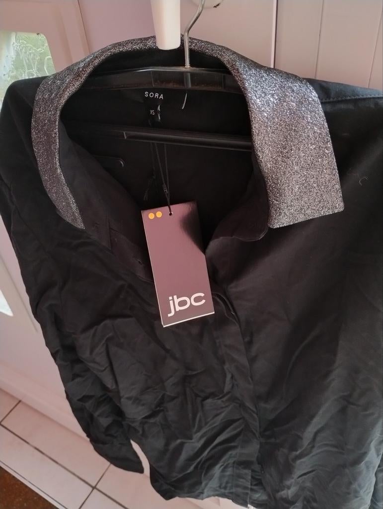 Blouse noire JBC Sora m. XS à col argenté NOUVEAU, Enlèvement ou Envoi