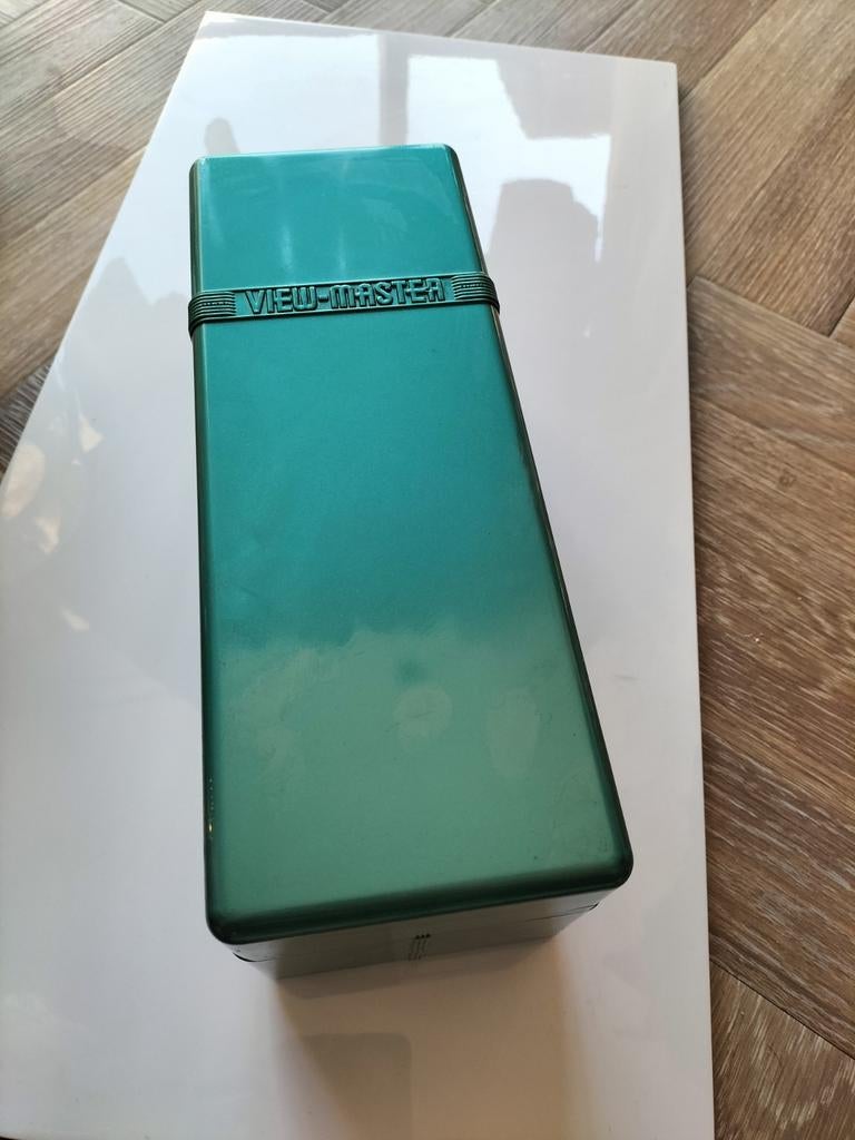 Boîte de rangement View-Master vintage avec divers règlement, Antiquités & Art, Antiquités | Jouets, Enlèvement ou Envoi