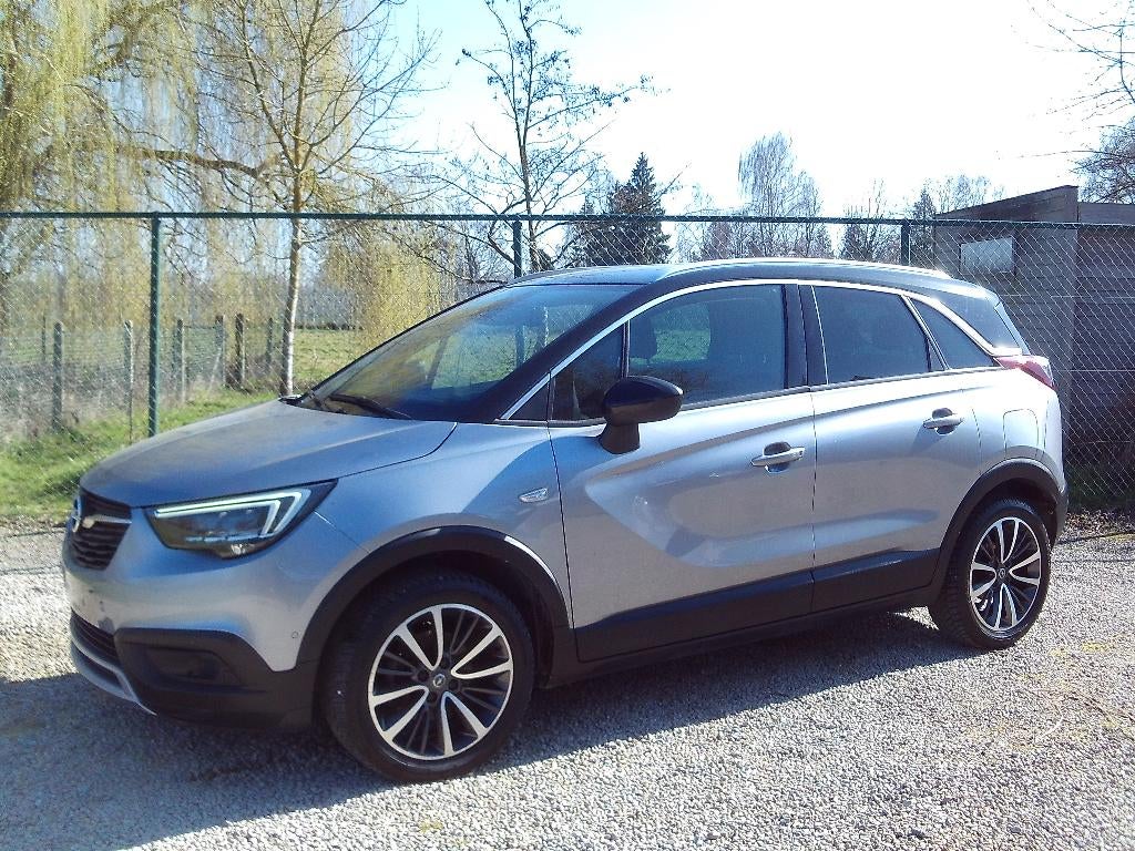 Opel Crossland X Benzine 80dkm Full 17"Alu 110PK LED Nw st20, Autos, Opel, Argent ou Gris, Achat, https://public.car-pass.be/vhr/954cb2fc-ae8f-4586-be20-74a0e3abb333