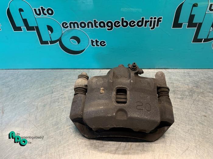 Remklauw (Tang) links-voor van een Hyundai I10 (I10 08-), Gebruikt, -, -, Ophalen of Verzenden