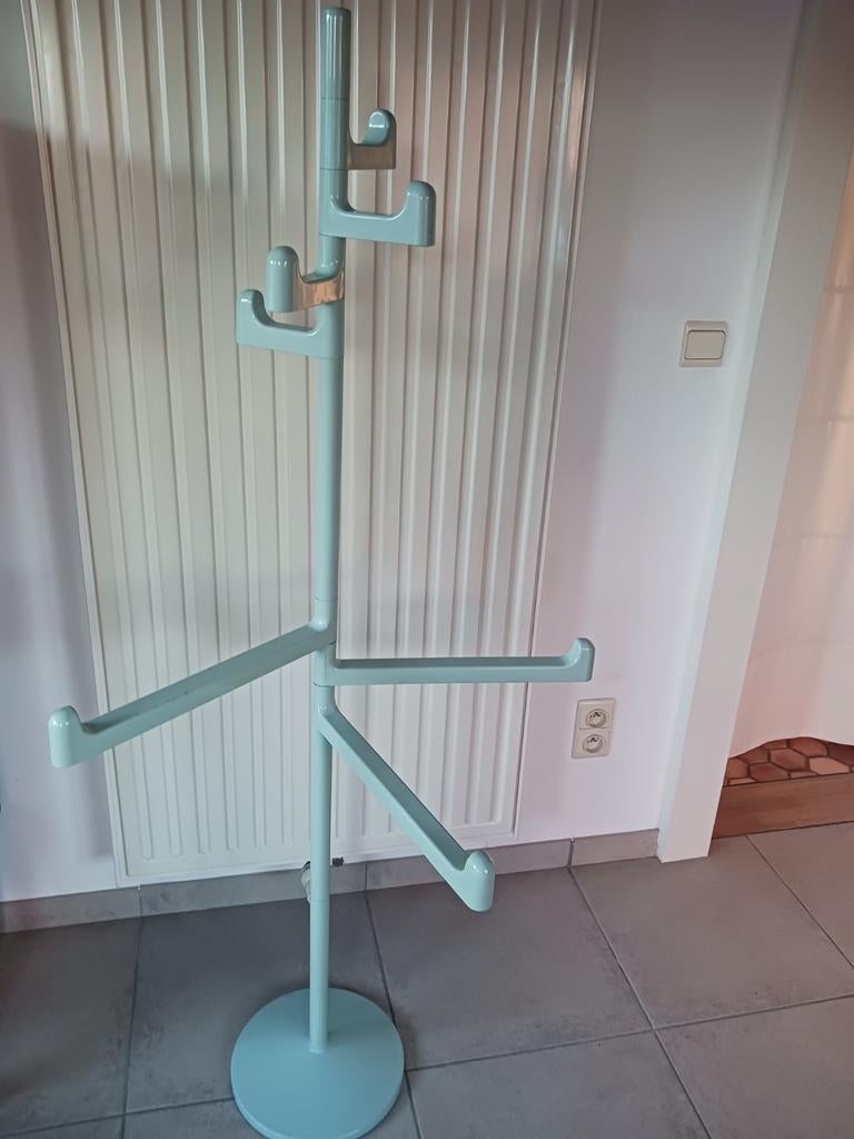 Pastelblauwe kapstok/handdoekhouder Italie Makio Hasuike, Ophalen