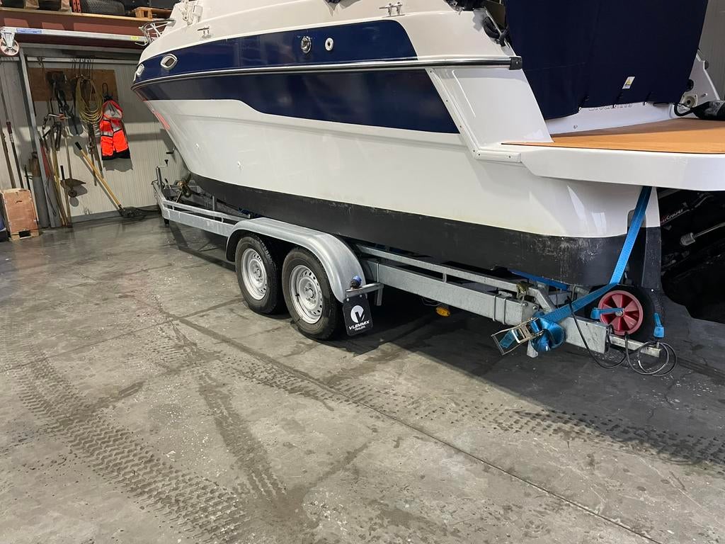 Prachtige Four winns 238, Watersport en Boten, Ophalen, Zo goed als nieuw, Elektrisch