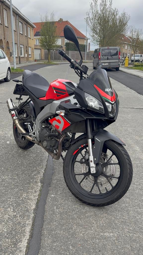 Aprilia Tuono 125 (2020), Particulier, 125 cc, 11 kW of minder, 1 cilinder