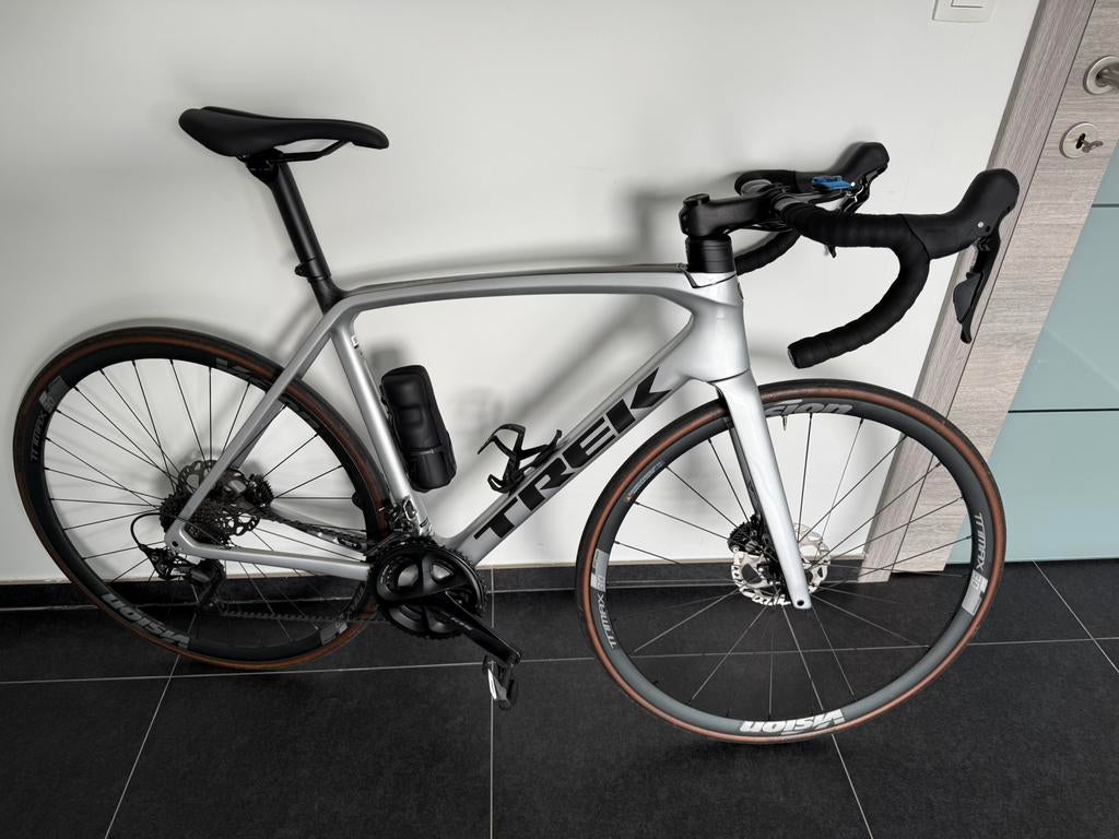 Trek Émonda SL5Disc (2023) État Neuf Roues Vision Trimax30, Carbon, 10 tot 15 versnellingen, Zo goed als nieuw, 53 tot 57 cm