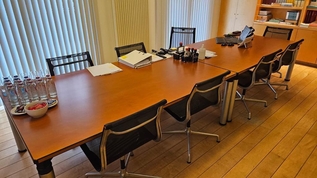 Bureautafel (1,20m x 2m) (2 stuks beschikbaar), Huis en Inrichting, Bureaus, Ophalen, Gebruikt, In hoogte verstelbaar, Overige materialen