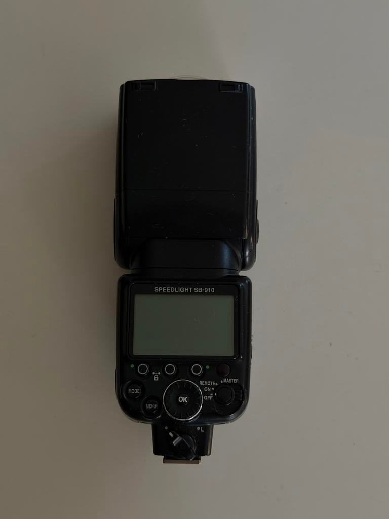 Nikon SB910 flash, Audio, Tv en Foto, Foto | Flitsers, Ophalen, Gebruikt, Nikon, Kantelbaar