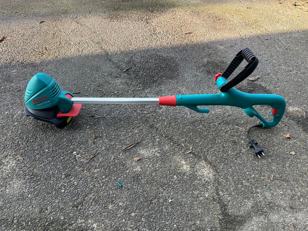 Bosch bosmaaier / kantenmaaier combitrim, Tuin en Terras, Ophalen, Gebruikt, 10 tot 30 cm, Elektrisch