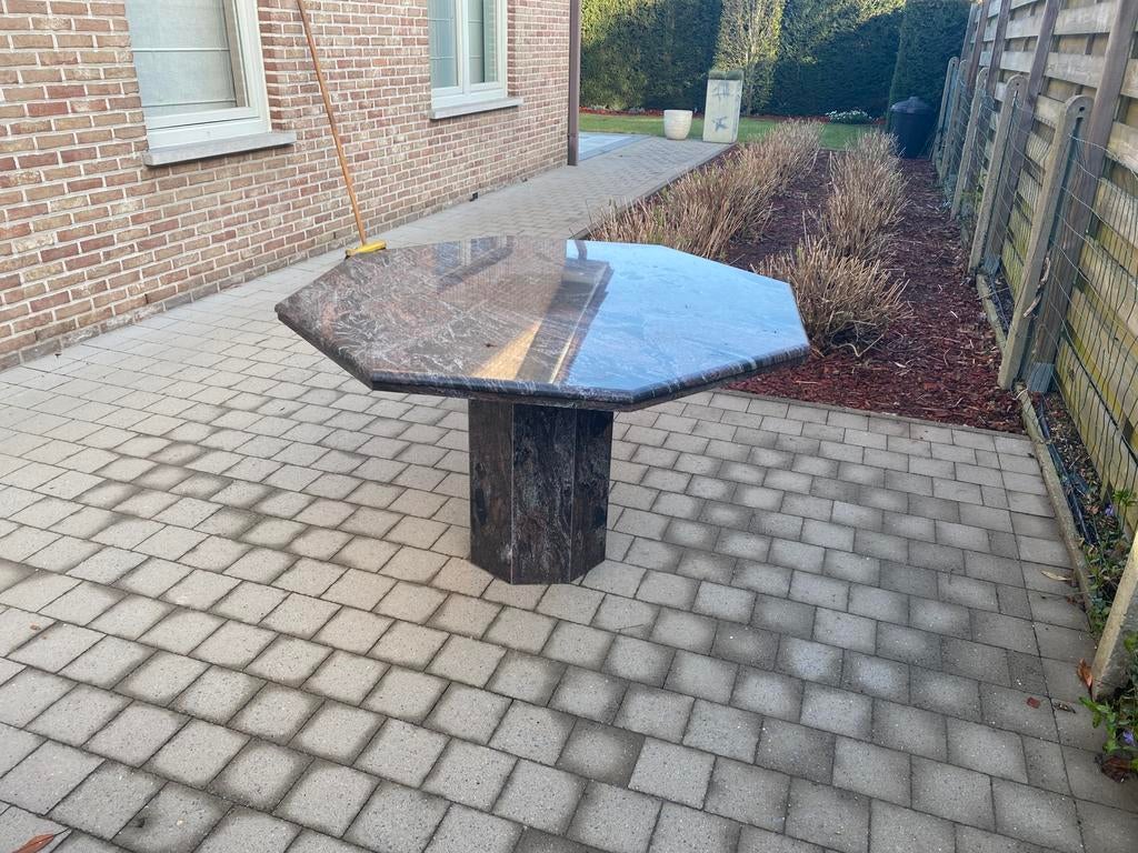 Granieten tafel, Tuin en Terras, Ophalen, Zo goed als nieuw