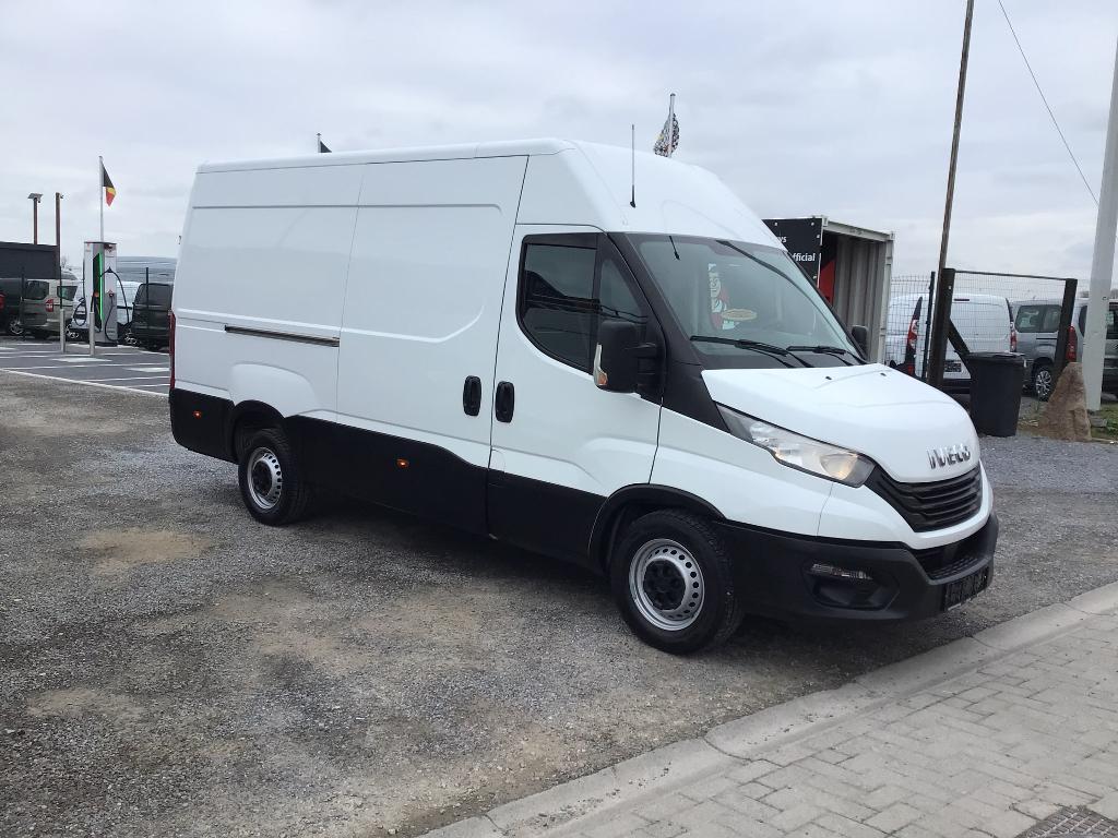 iveco daily l3h2 140pk automaat 2022 76000km 21950e ex, Auto's, Automaat, 4 cilinders, Iveco, Bedrijf