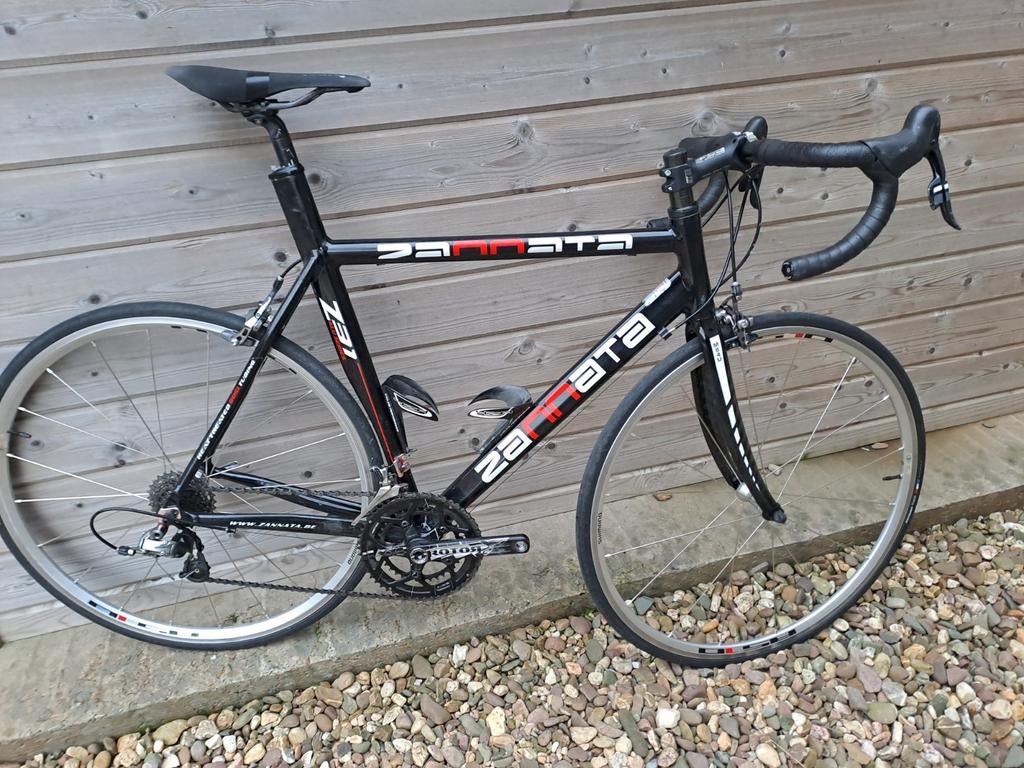 Vélo de route Zannata Z31 Aero., Enlèvement