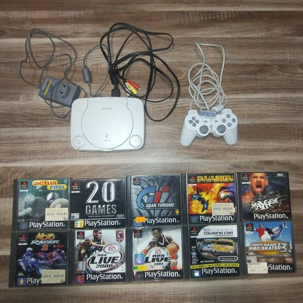 Playstation 1 (PS1) console + 10 games, Games en Spelcomputers, Spelcomputers | Sony PlayStation 1, Ophalen of Verzenden, Gebruikt