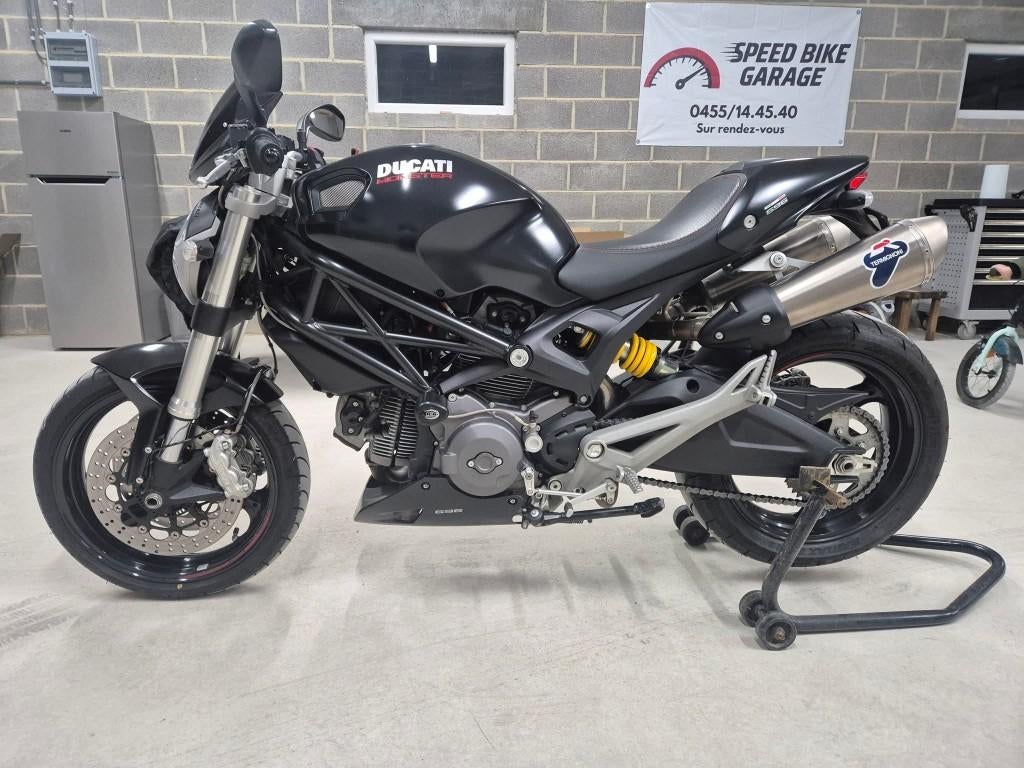 Ducati 696 abs dark ÉDITION, Motoren, Motoren | Ducati, Bedrijf, meer dan 35 kW, ABS, Gebruikt, Ophalen