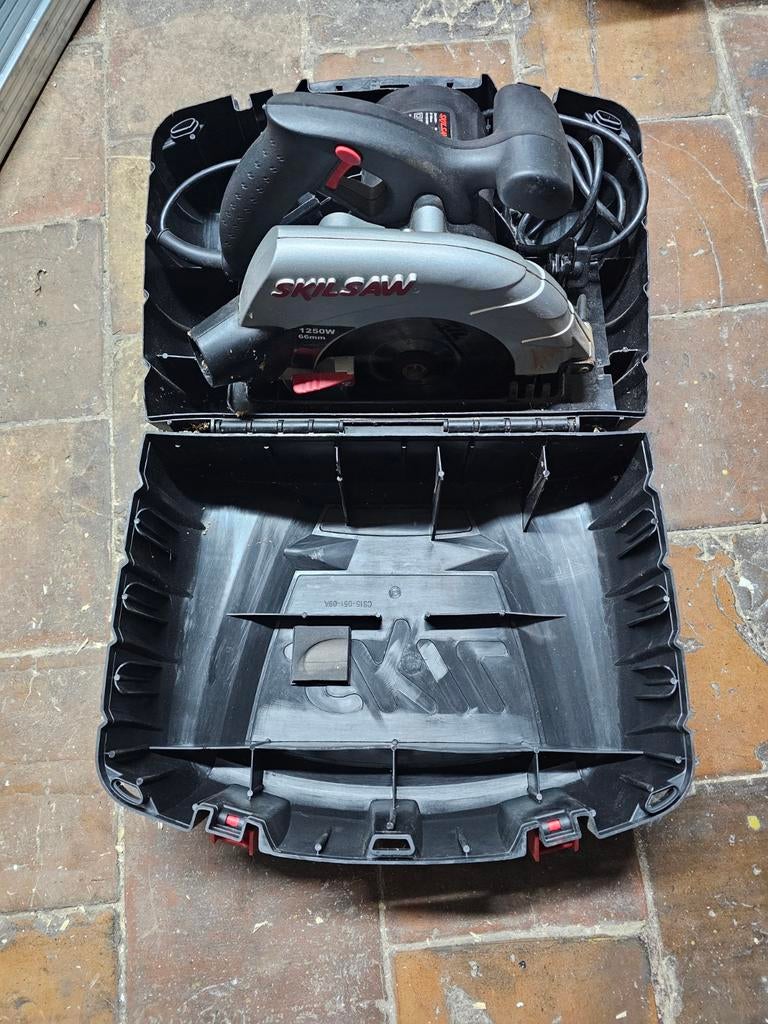 Scie circulaire SKILSAW 5166 – 1250W, Bricolage & Construction, Enlèvement, Comme neuf