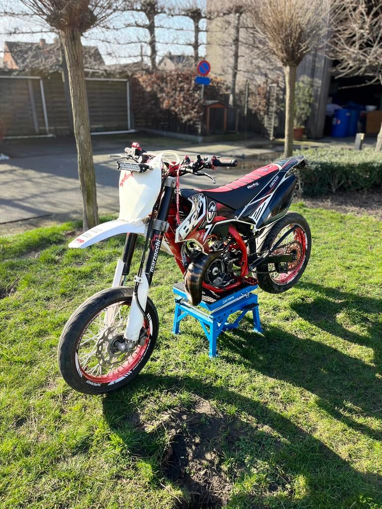 Beta rr50 Track waardepeiling, Ophalen, 6 versnellingen, Zo goed als nieuw, 50 cc