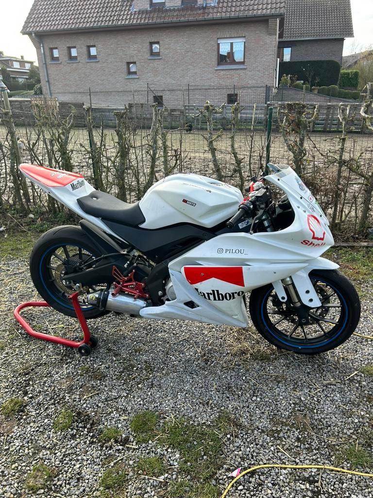 Yzf r125 yamaha circuit, Motos, Enlèvement