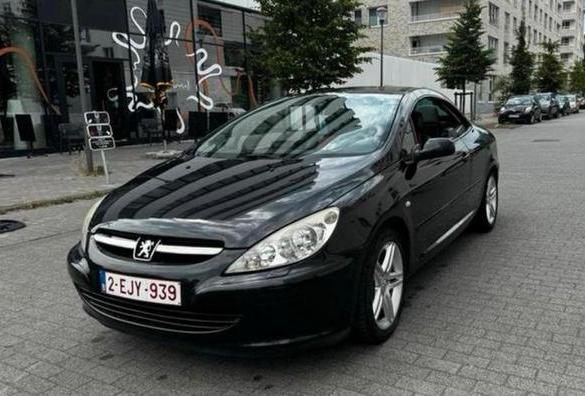 Peugeot 307 cc 2004 zo start niet belt kapot, Auto's, Peugeot, Voorwielaandrijving, 4 zetels, 4 cilinders, Cabriolet