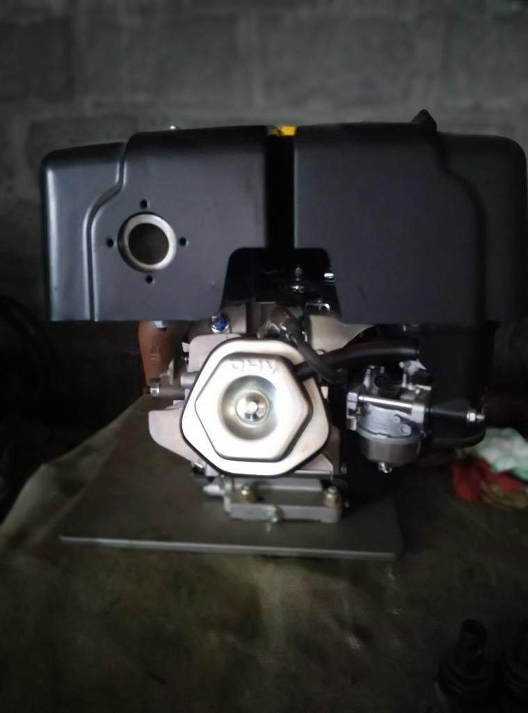 Motor 15PK, trui, trilplaat, grijper, Ophalen, Diesel