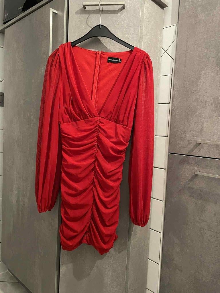 Robe sexy élégante rouge manches longues voile S, Rouge, Enlèvement ou Envoi, Comme neuf, Au-dessus du genou