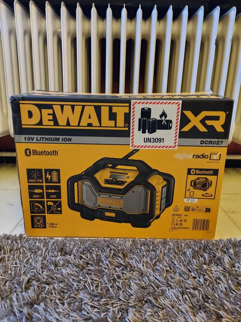 Bouwradio- dewalt DCR027 xr DAB +radio lader +batterij, Ophalen, Radio