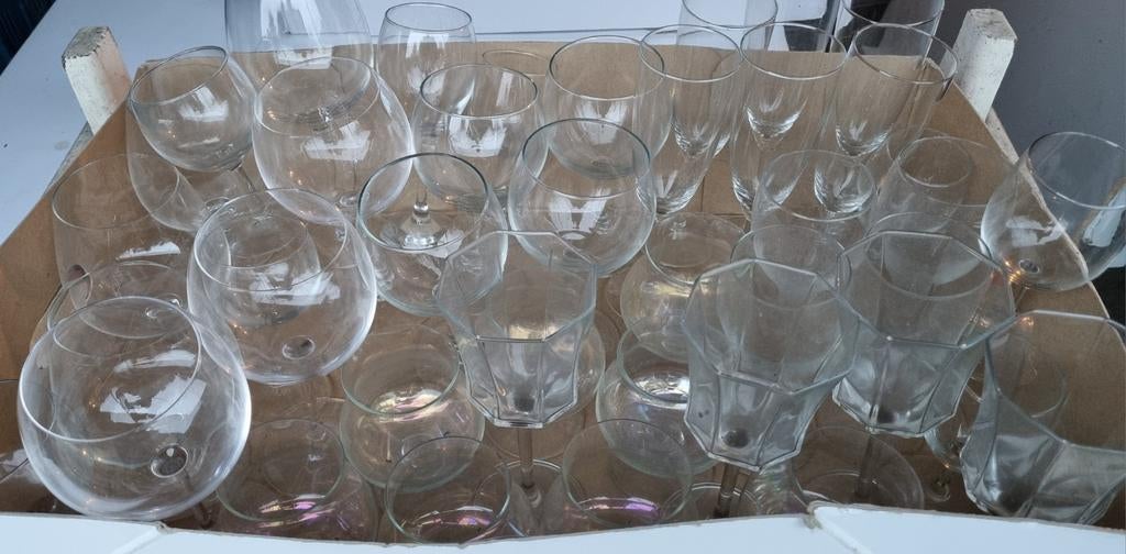Wijn glazen, Ophalen