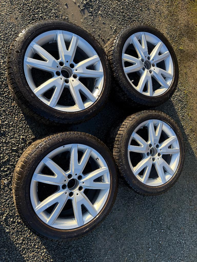 Set winterbanden op aluminium velg Mercedes Continental, Auto-onderdelen, Ophalen, 18 inch, Gebruikt, Banden en Velgen