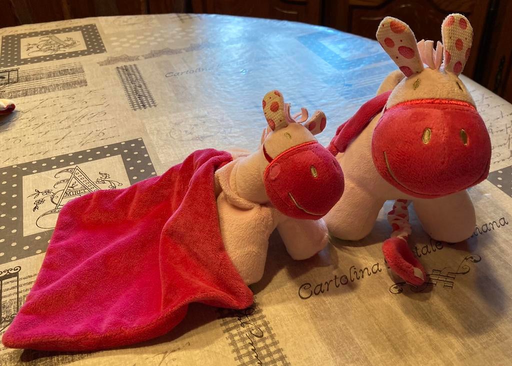 Cheval musical prénatal et doudou., Enlèvement ou Envoi, Comme neuf, Cheval