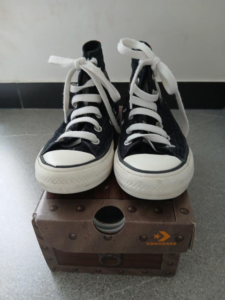 Toffe sneakers jongen converse dungeons &dragons, Converse, Overige typen, Ophalen of Verzenden, Zo goed als nieuw