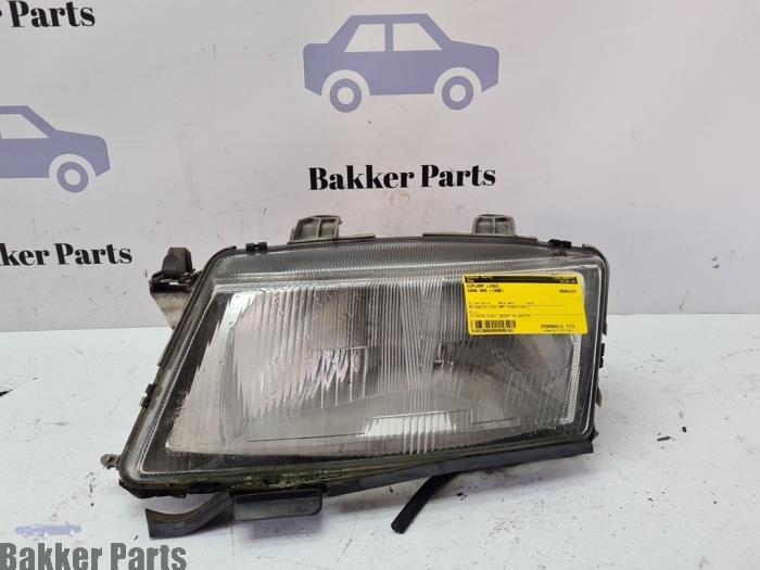 Phare gauche d'un Saab 900, -, -, 3 mois de garantie, Utilisé