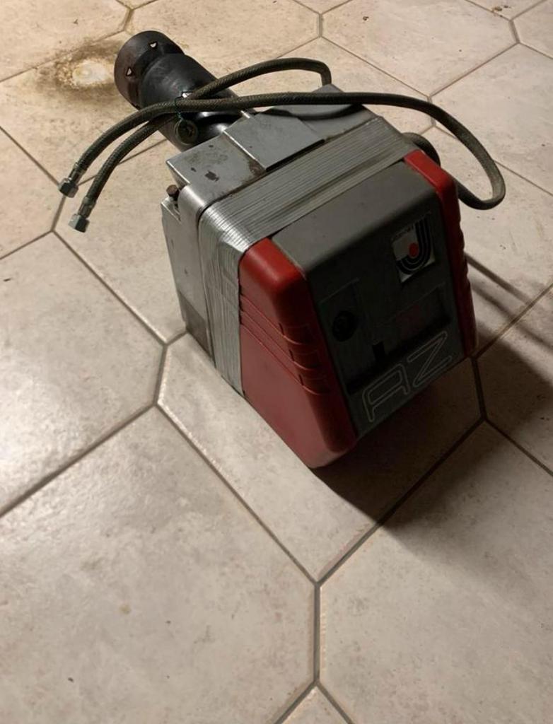 AZ mazoutbrander, Ophalen, Zo goed als nieuw