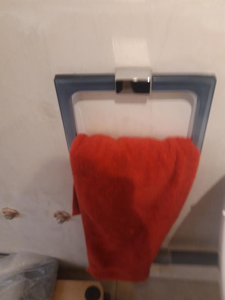 Handdoek rekje, Huis en Inrichting, Ophalen, Handdoek