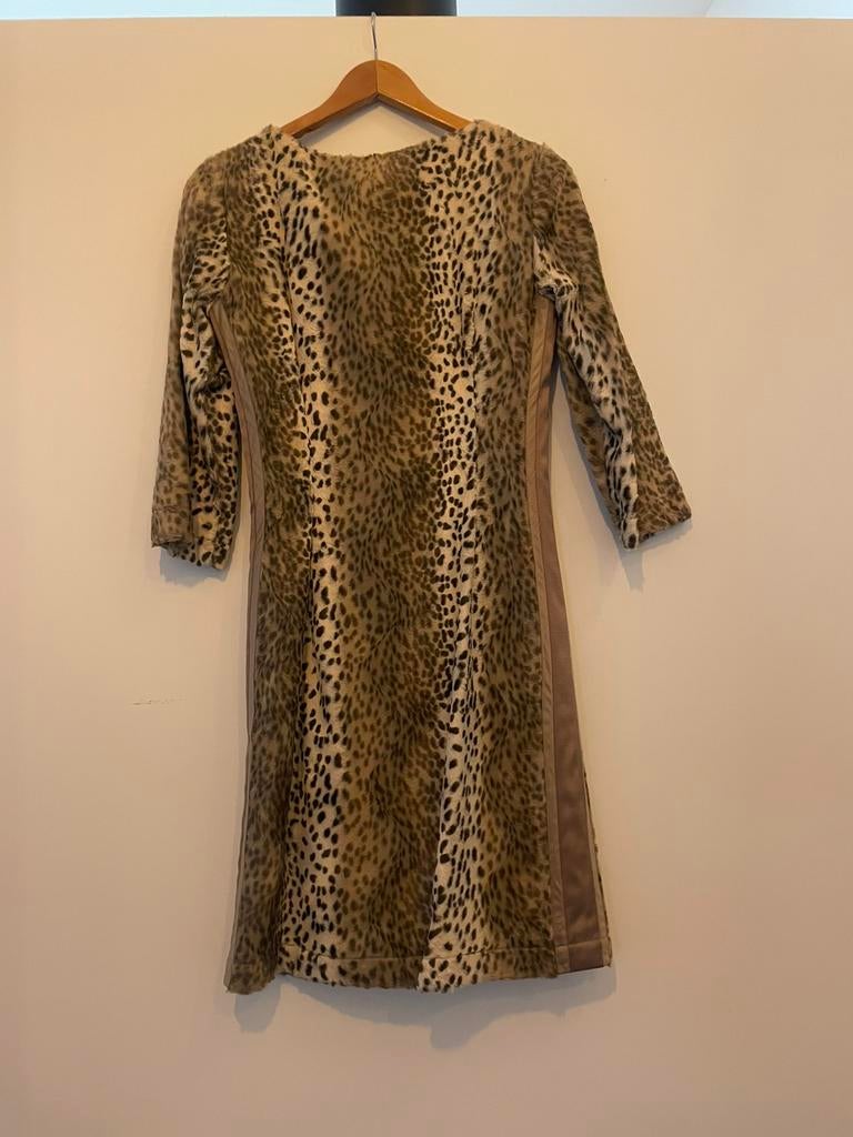 Kleedje tijgerprint, Kleding | Dames, Overige kleuren, Ophalen of Verzenden, Zo goed als nieuw, Knielengte