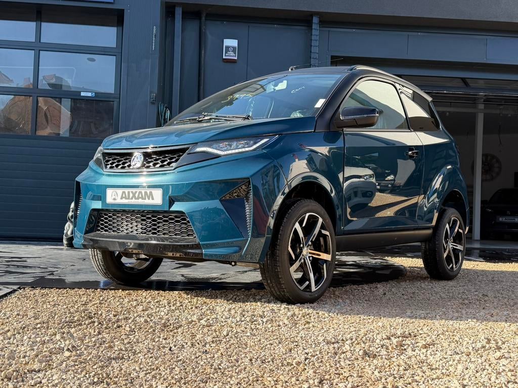 Nieuwe aixam crossover met E5+ motor en 9” radio, Autos, Aixam, Cuir, Achat, Entreprise, Garantie prolongée