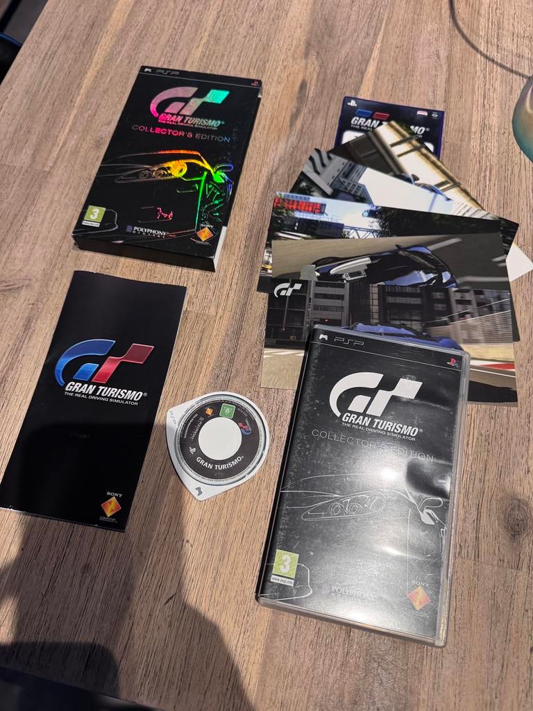 Psp gran turismo collectors edition, Consoles de jeu & Jeux vidéo, Enlèvement ou Envoi, Comme neuf