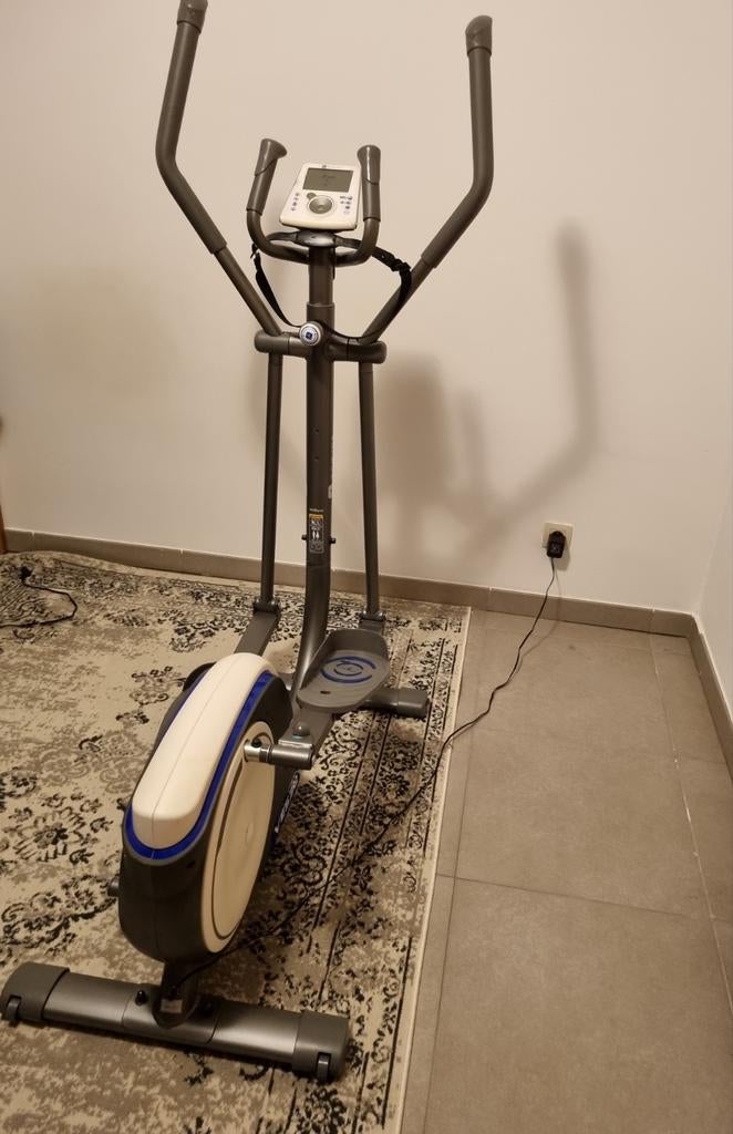 Bijna nieuwe Domyos VE530 crosstrainer te koop – €250, Sport en Fitness, Fitnessapparatuur, Zo goed als nieuw, Crosstrainer, Ophalen