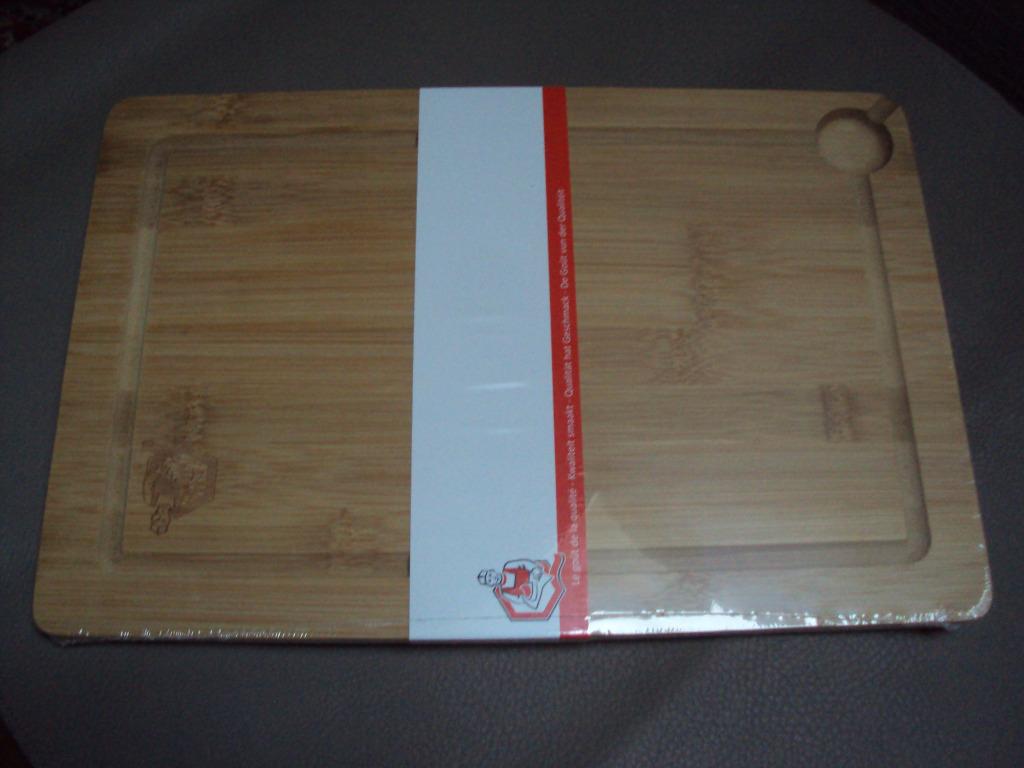 Vleesplank in hout  33x22 cm    NIEUW !, Ophalen of Verzenden