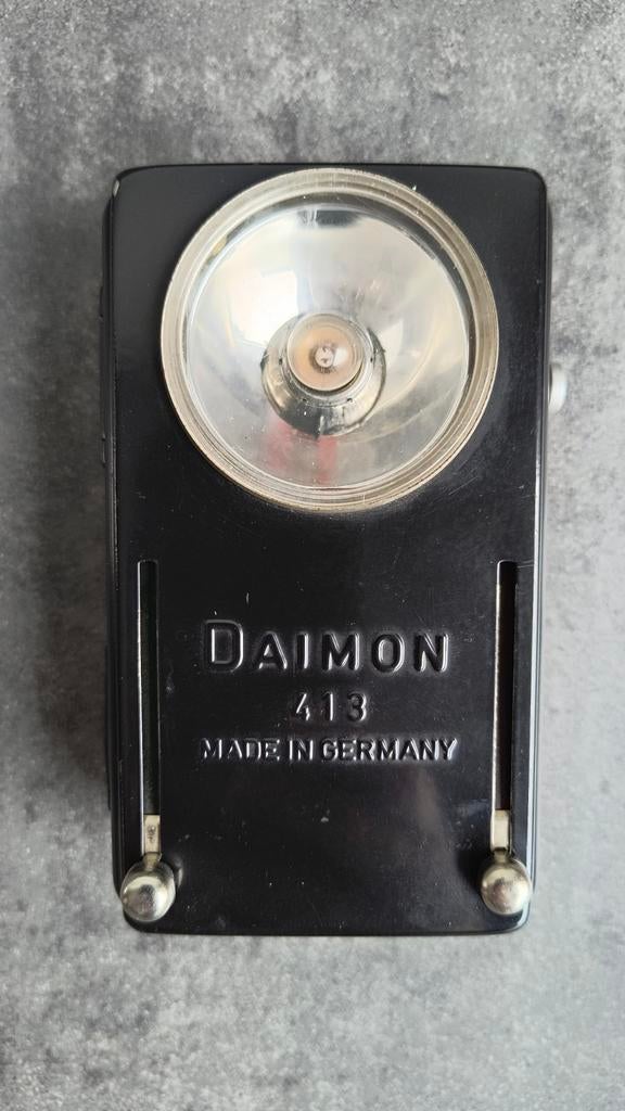Daimon 413 zaklamp (DDR periode leger, politie & brandweer), Enlèvement ou Envoi