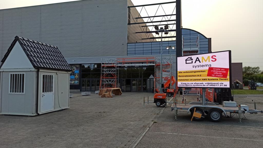 led scherm huren - trailer voor outdoor of modulair indoor, Enlèvement ou Envoi, Utilisé, TV et Émetteurs