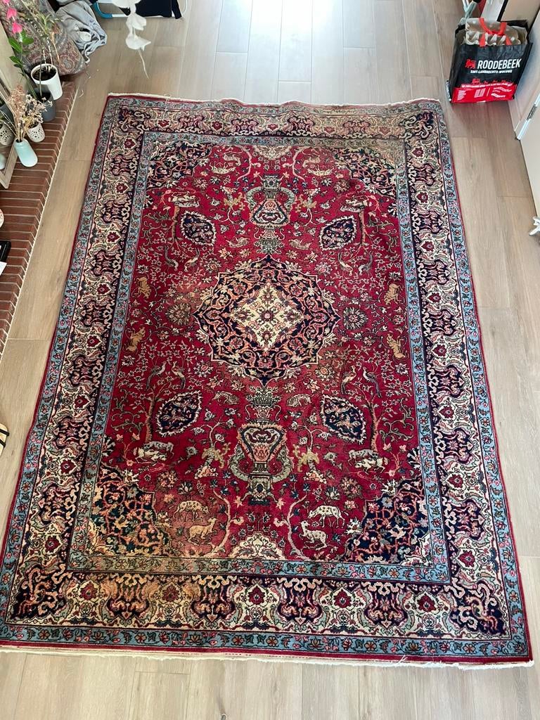 Tapis persan d’Iran, Enlèvement
