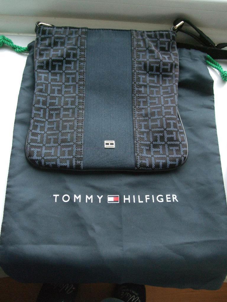 TOMMY HILFIGER SCHOUDERTAS, Ophalen of Verzenden, Zo goed als nieuw, Zwart, Overige merken