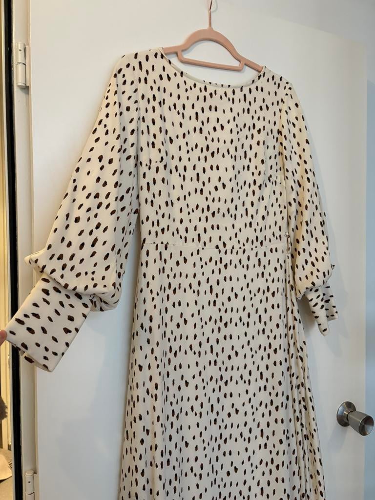 Robe longue longue imprimée Maza, Vêtements | Femmes, Robes, Taille 38/40 (M), Enlèvement ou Envoi, Beige, Comme neuf