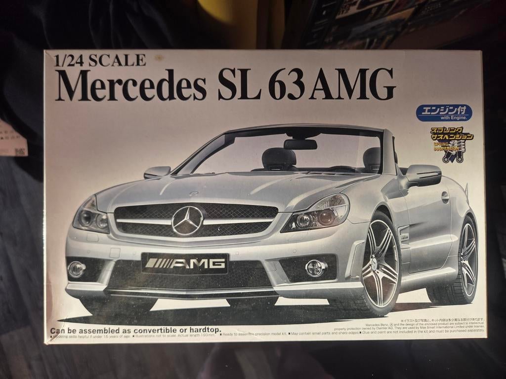 Mercedes SL 63 AMG (Aoshima), Hobby en Vrije tijd, Modelbouw | Auto's en Voertuigen, Overige merken, Auto, Groter dan 1:32, Nieuw