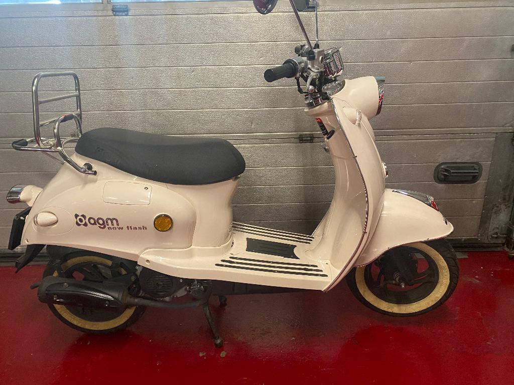 Scooter AGM, Enlèvement