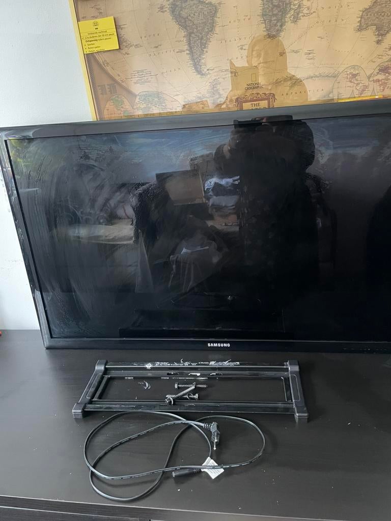 Samsung tv 101 cm ophang en voeten ook er bij, Enlèvement, Comme neuf, Samsung