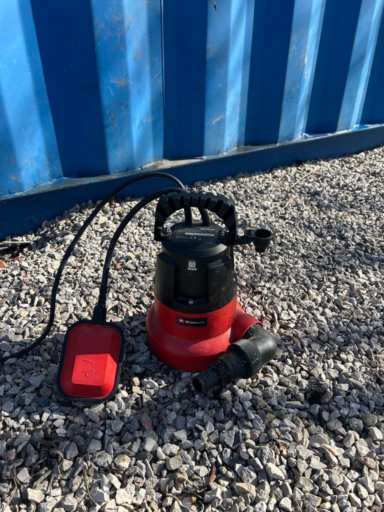 Pompe submersible Einhell - rarement utilisée, Jardin & Terrasse, Pompes à eau, Enlèvement, Comme neuf, Pompe à eaux claires