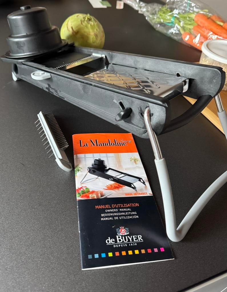 Mandoline Swing De Buyer met snij- en groentenmes, Ophalen, Gebruikt